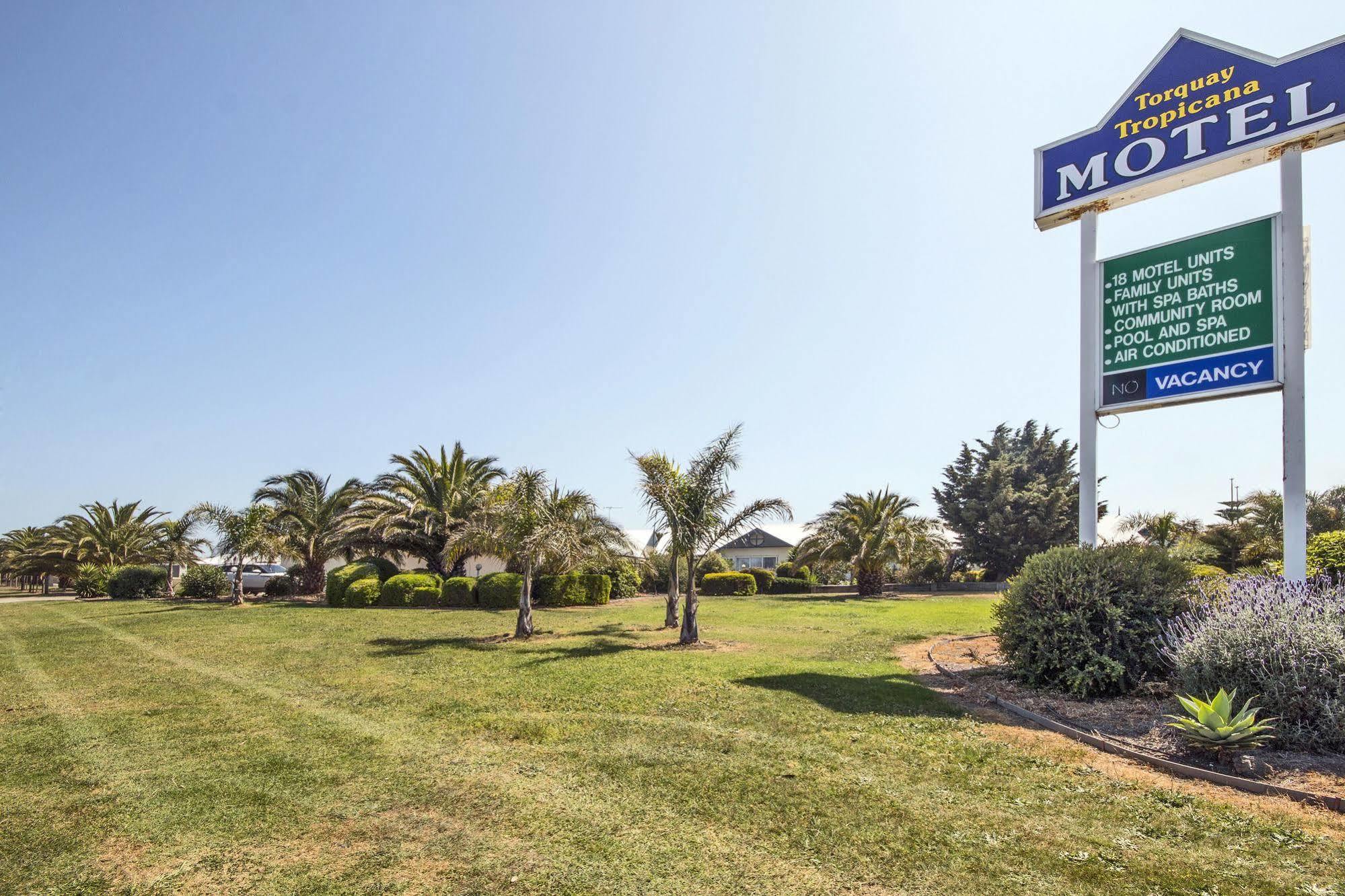 Torquay Tropicana Motel Екстер'єр фото