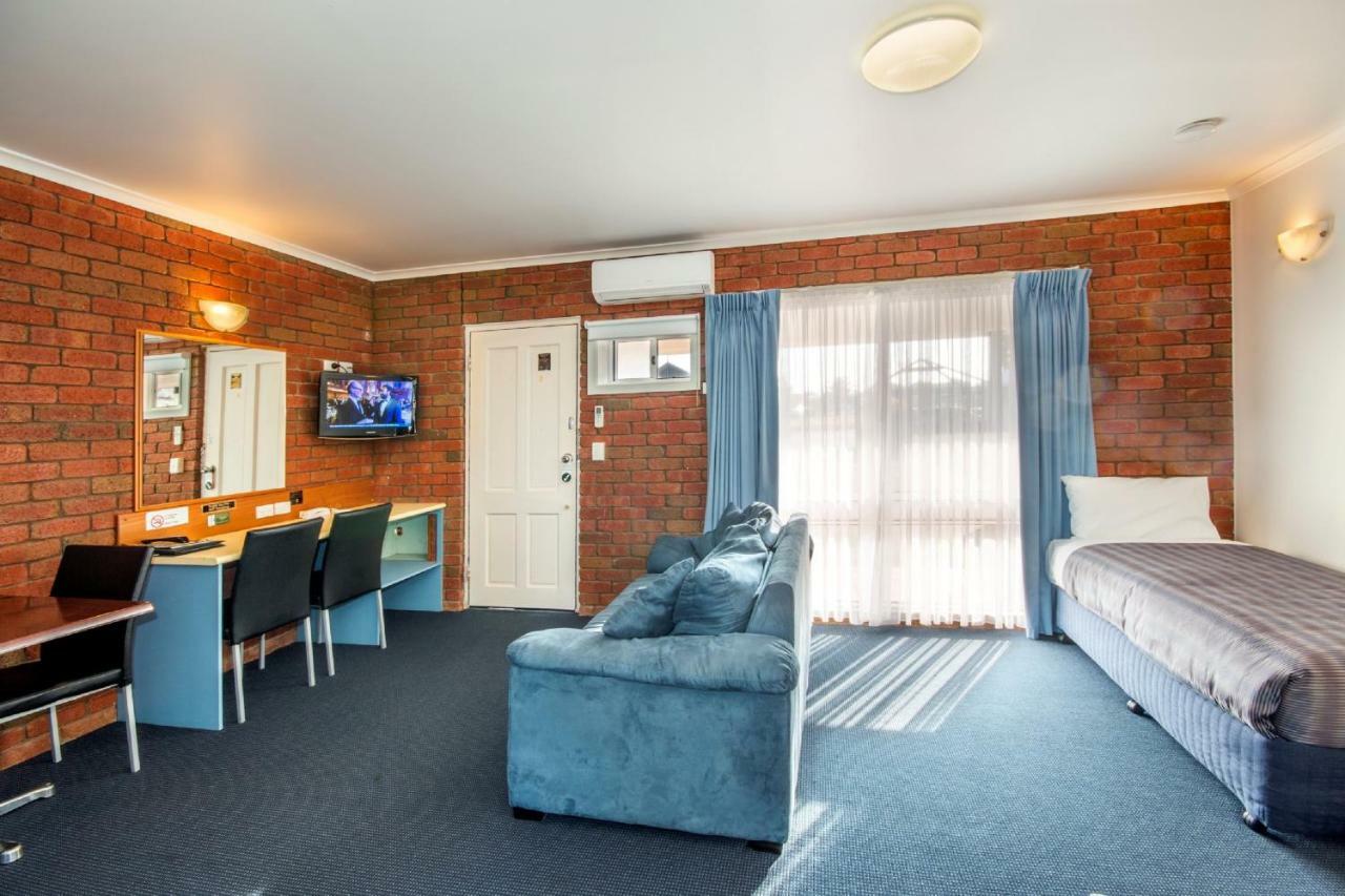 Torquay Tropicana Motel Екстер'єр фото